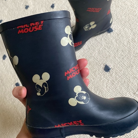 Mickey Mouse Zara Wellies - Picture 2 of 6